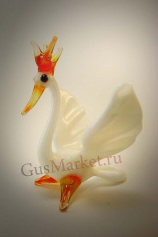 Лебедь с короной
